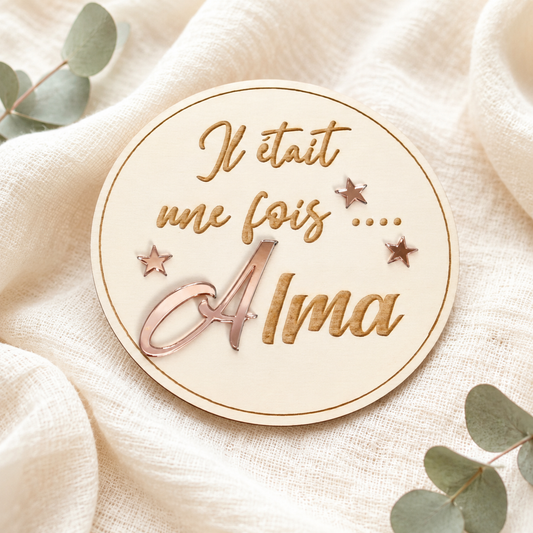 Carte naissance bébé personnalisée en bois – Prénom et message de bienvenue