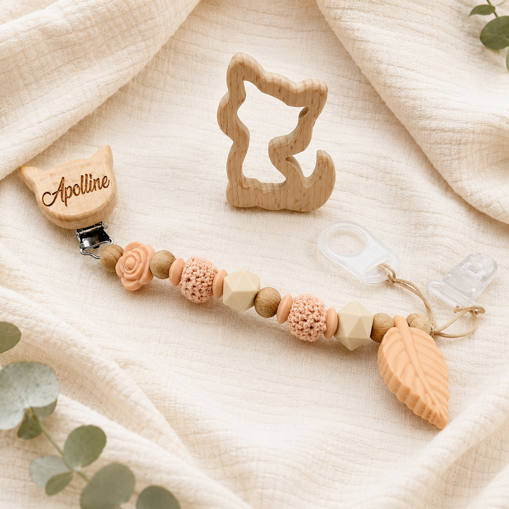 Attache sucette personnalisée Chat, prénom gravé – bois et silicone