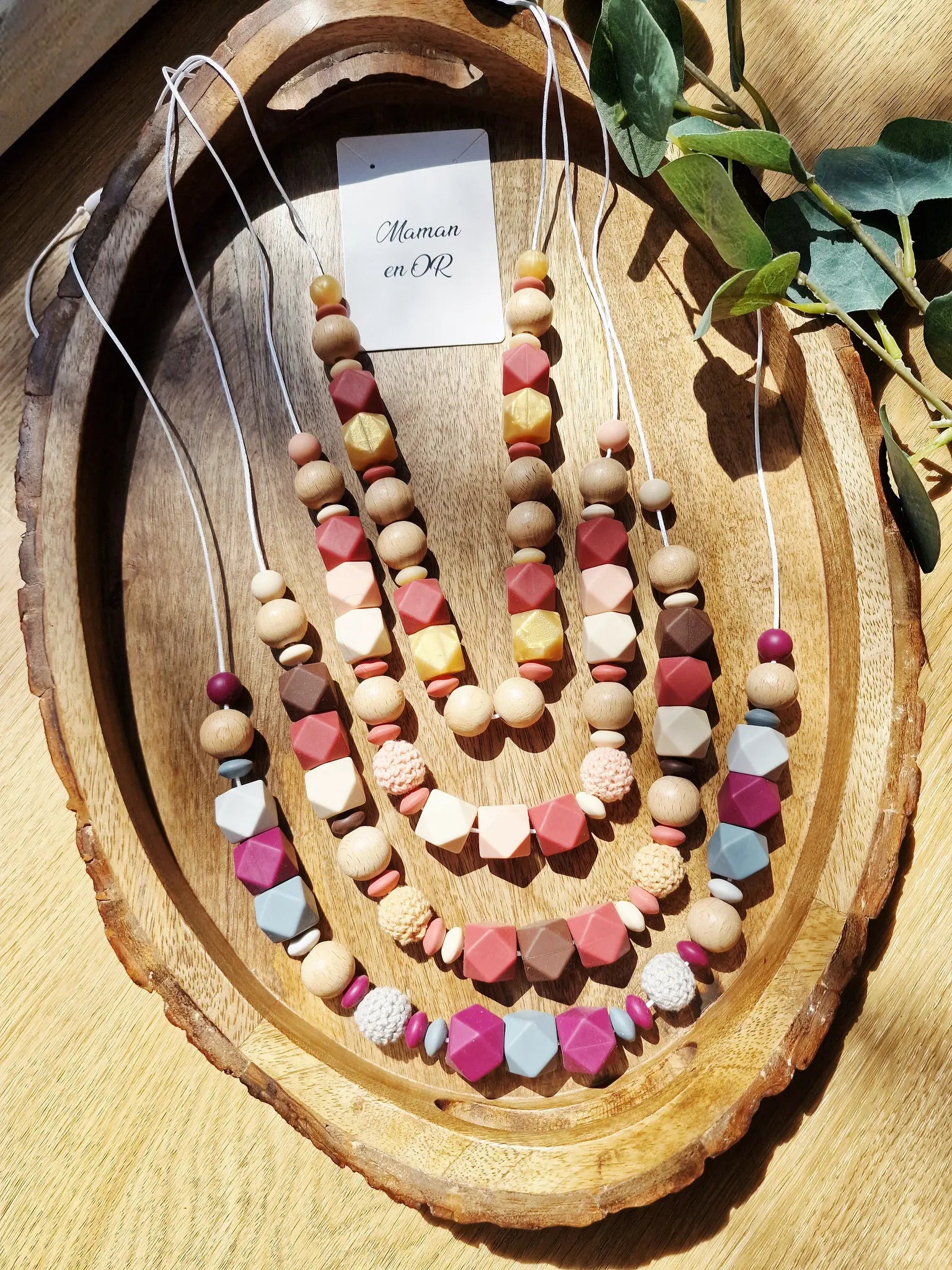Collier d'allaitement, modèle Aura