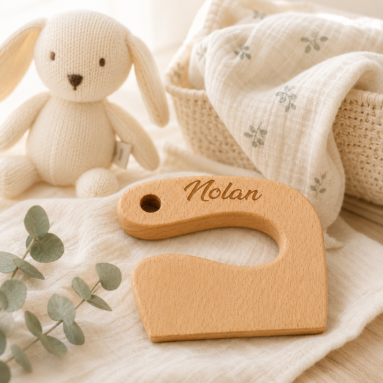 Couteau Montessori enfant personnalisé en bois – prénom gravé