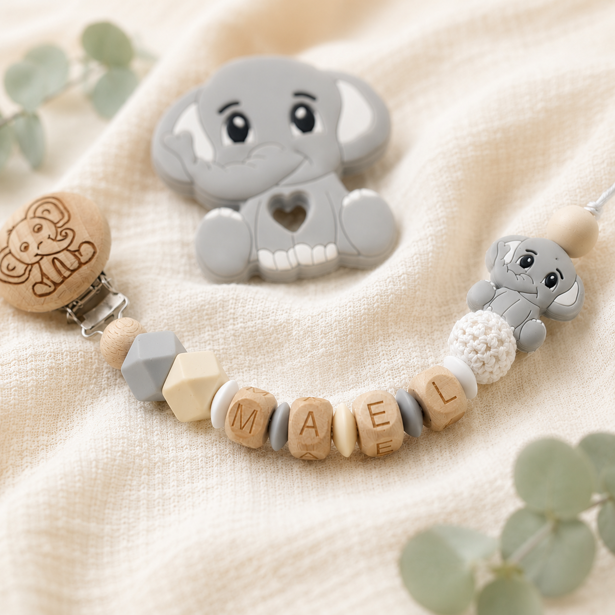 Attache sucette personnalisée éléphant gravé – bois et silicone