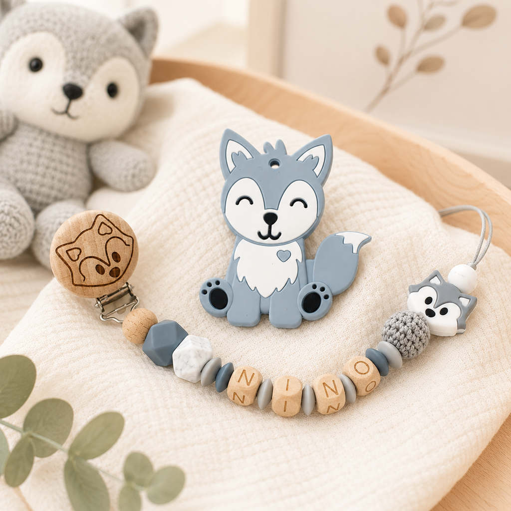 Attache sucette personnalisée loup gravé – bois et silicone