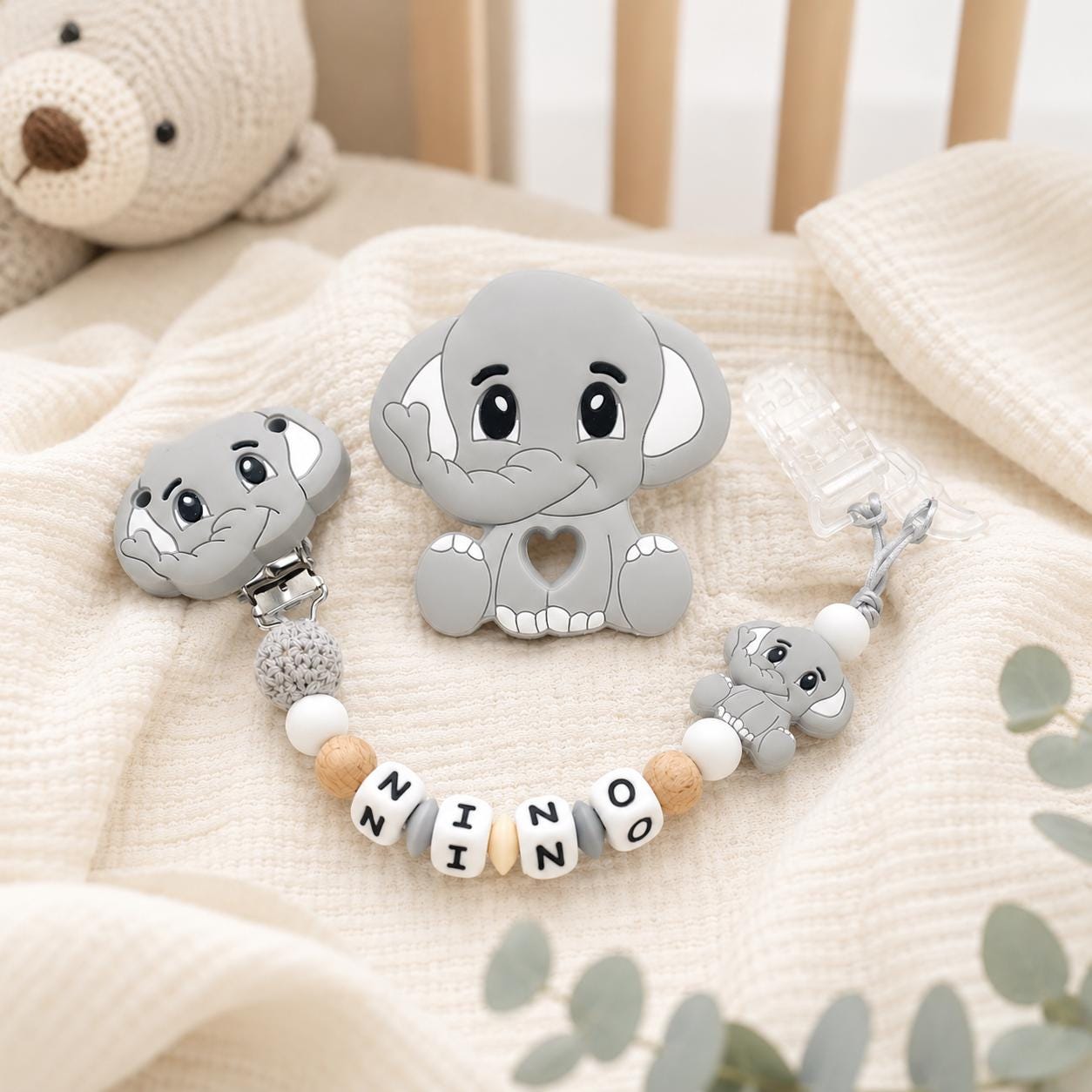 Attache sucette personnalisée éléphant pastel – silicone – vue 3