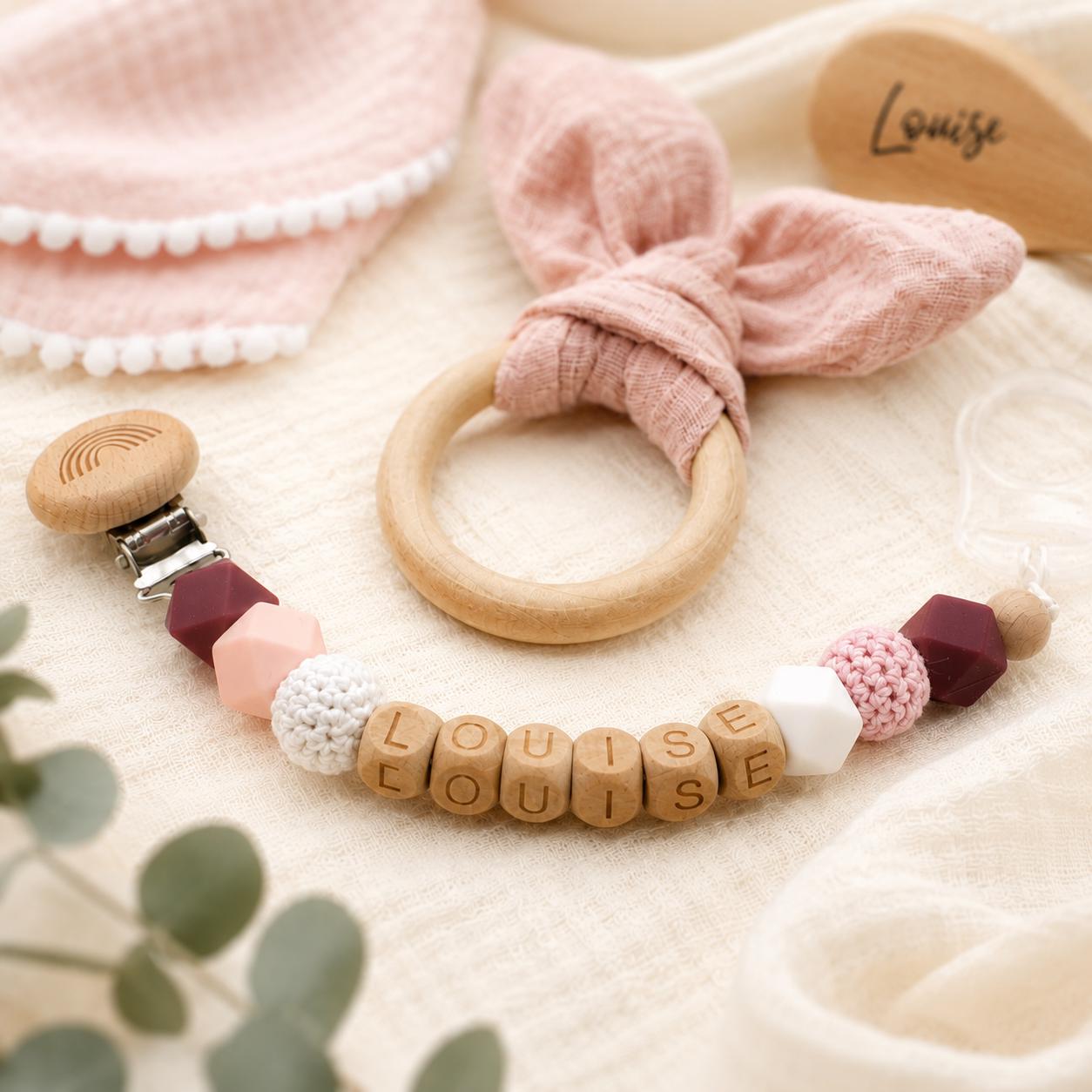 Coffret naissance lapin rose personnalisé – 5 pièces – vue 2