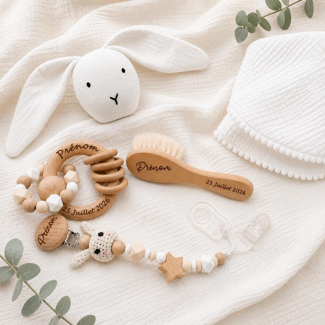 Coffret naissance personnalisé lapin – 5 pièces avec doudou – photo principale