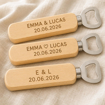 Décapsuleur mariage personnalisé en bois – cadeau invité – vue 2