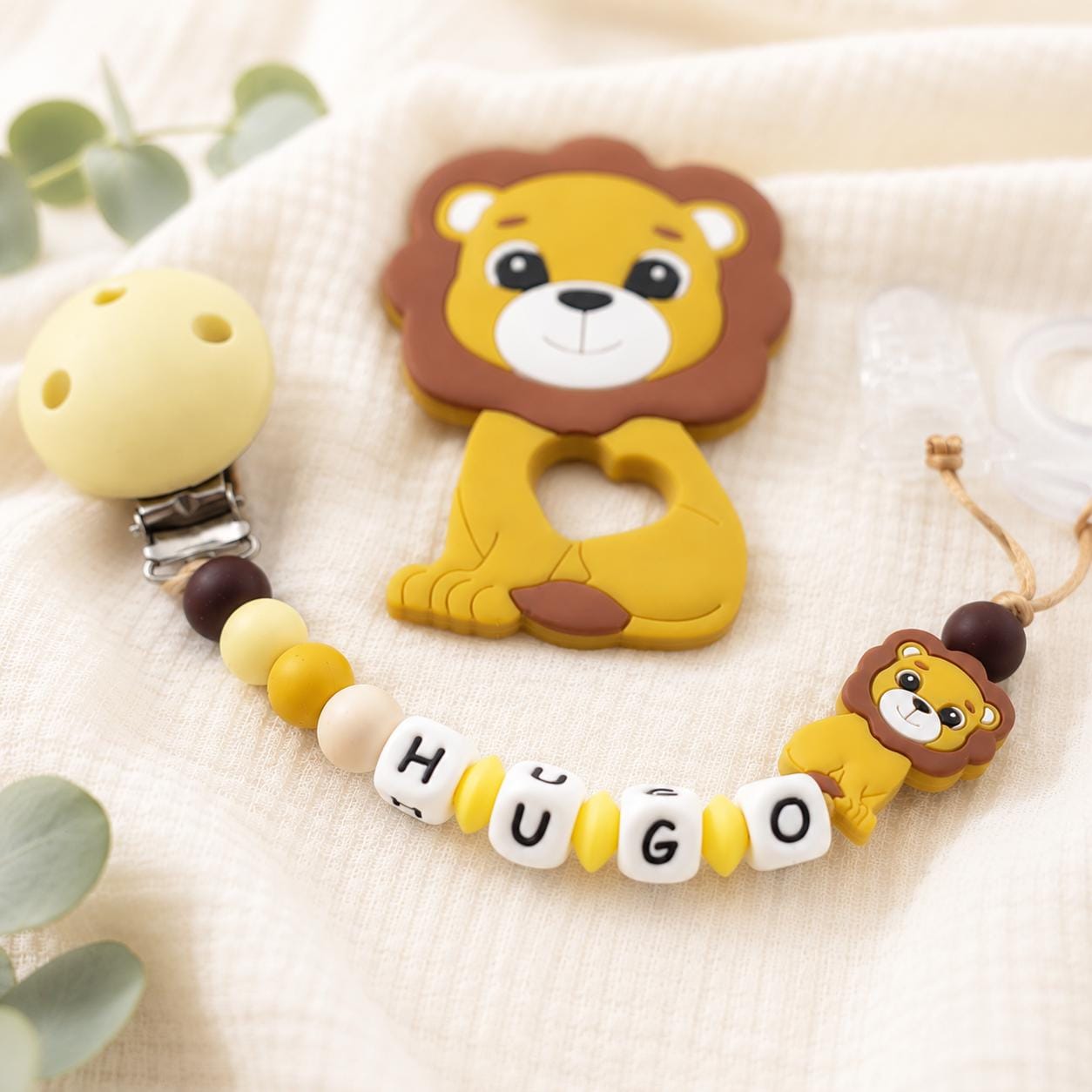Attache sucette personnalisée lion – silicone – vue 2