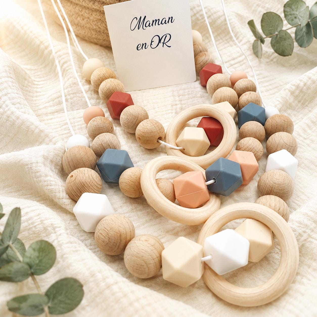 Collier d’allaitement Lola – silicone et bois – photo principale