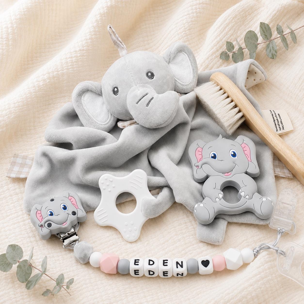 Coffret naissance personnalisé éléphant – 4 pièces – photo principale