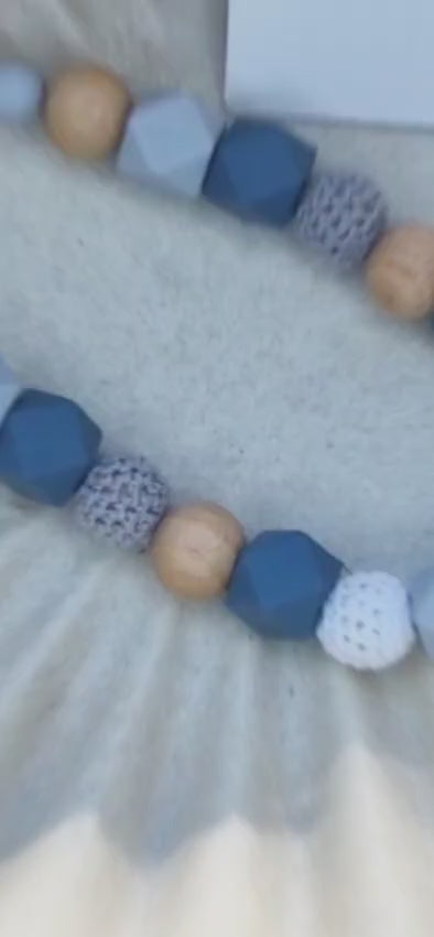 Collier de Portage et d'Allaitement en Silicone et Bois – Modèle Alba – Plusieurs coloris