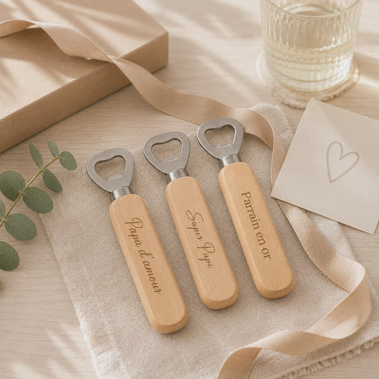 Décapsuleur personnalisé en bois gravé